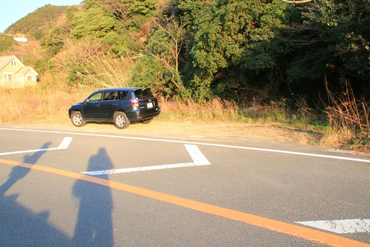 唐尾湾　ばべ鼻付近（かろわん）の駐車場の写真